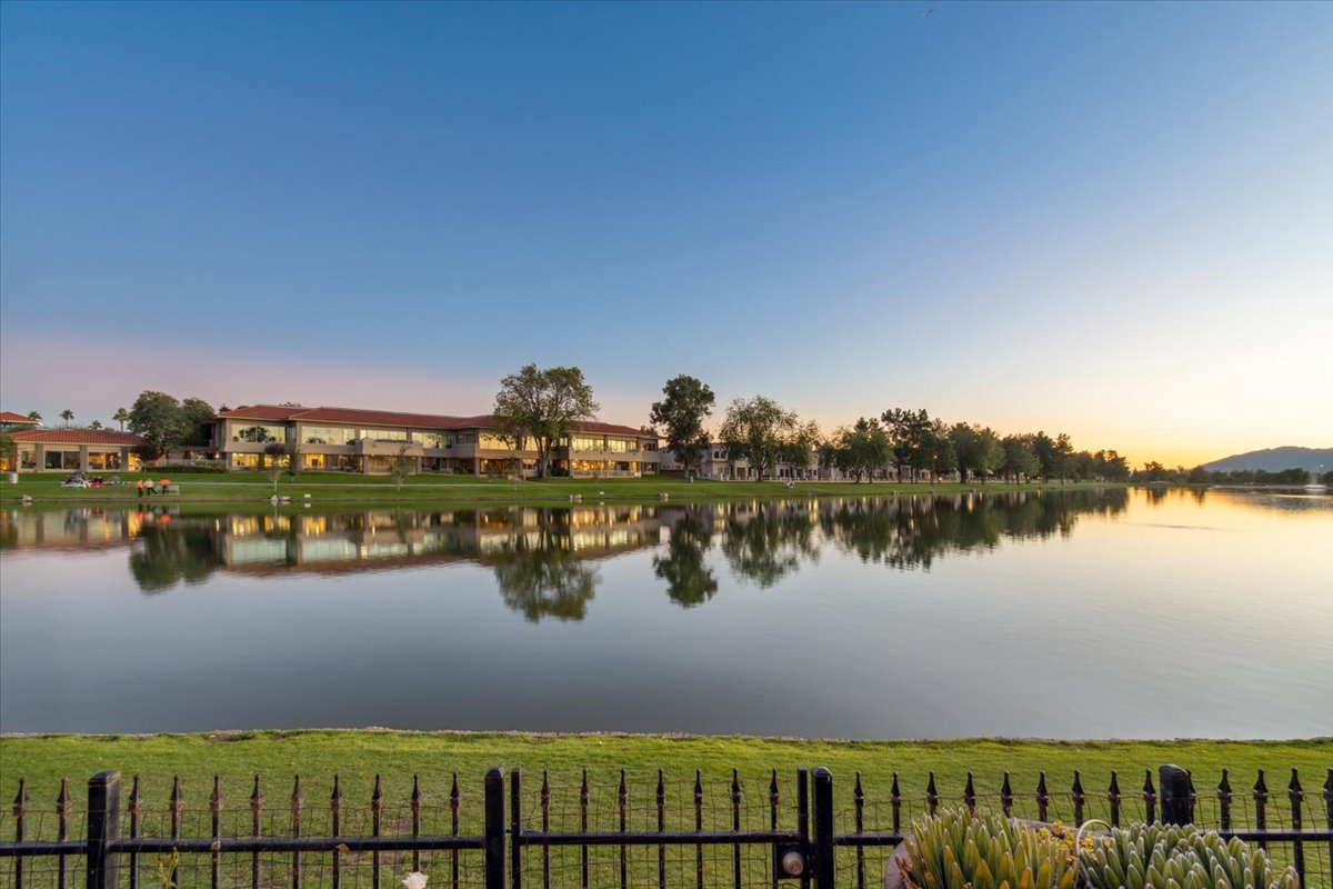 A townhome in McCormick Ranch community of Los Palomas. 