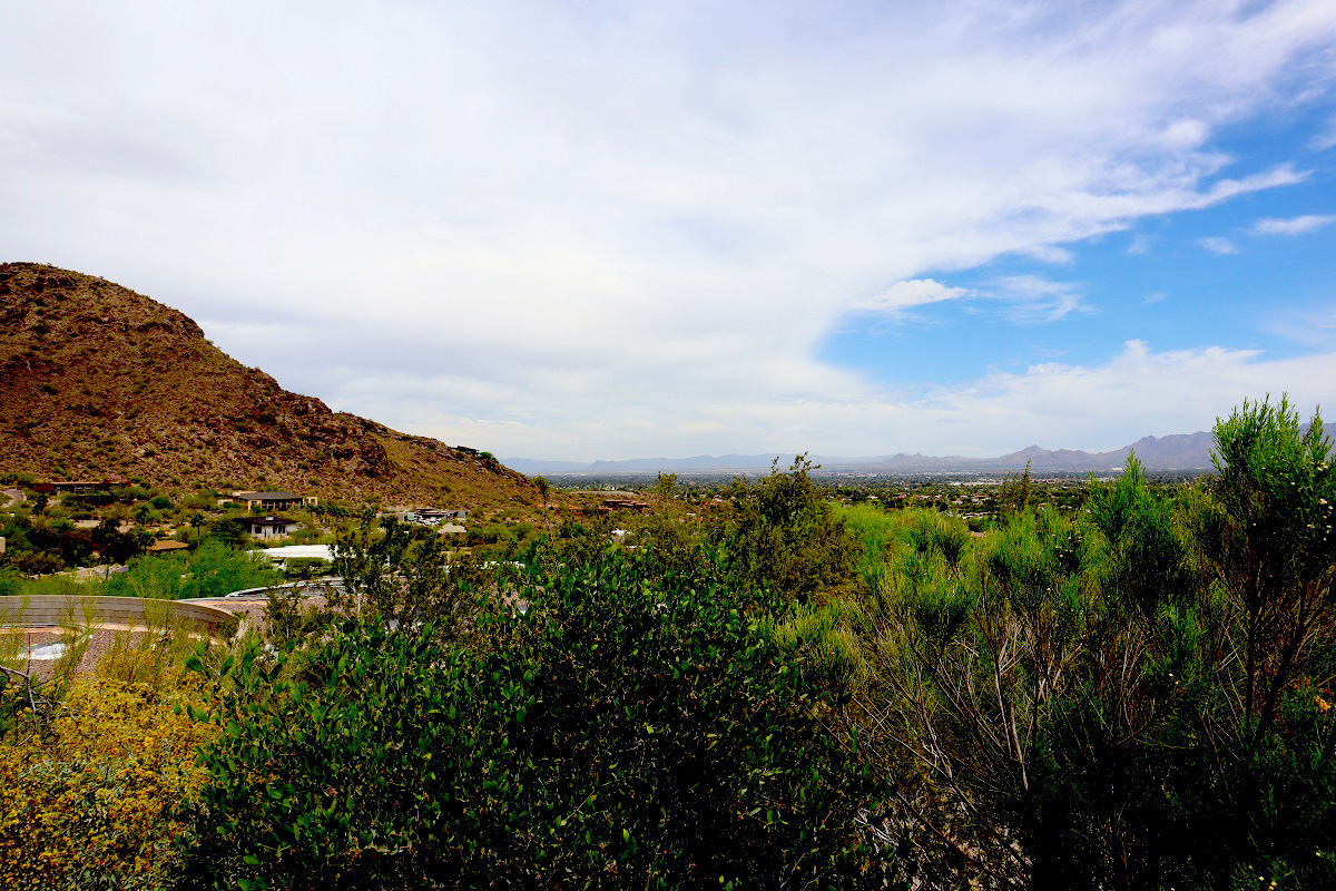Photo of Paradise Valley.