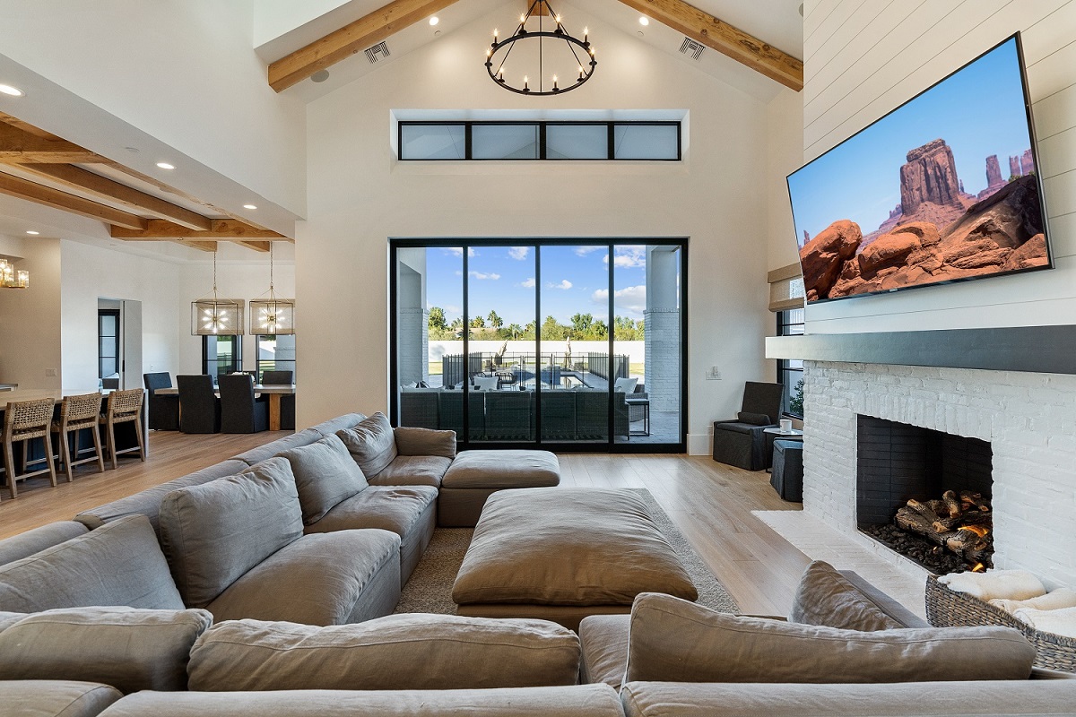 A large great room with high ceilings.