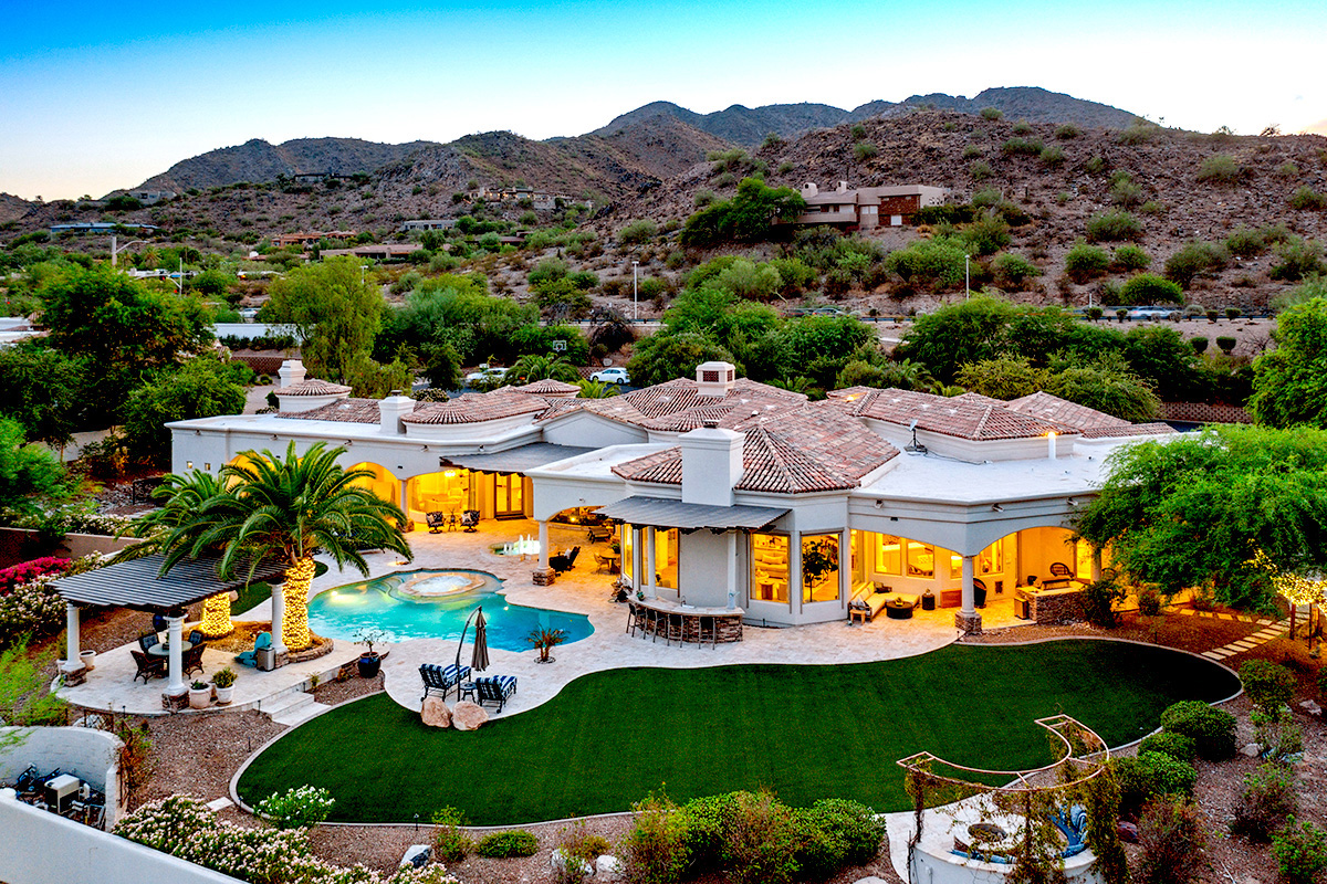 Photo of a home for sale in Paradise Valley, AZ.