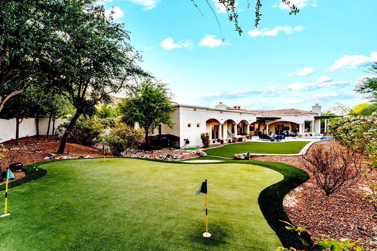 Photo of a homes for sale in Paradise Valley, AZ.