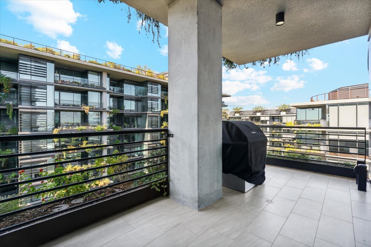 Balcony of a condo at Optima Kierland.