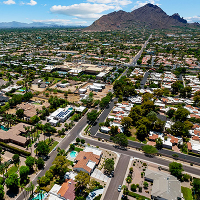 A drone shot of the city of Scottsdale, Arizona.